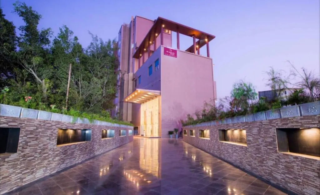 Regenta Central, Grand Exotica, Pune 3*